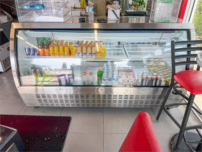 ❄️ SABA SCGG-82 82" Curved Glass Refrigerated Deli Display Case