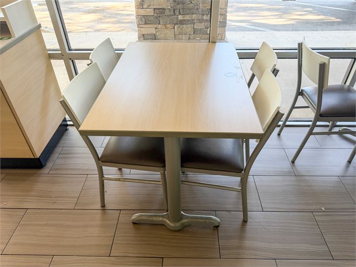 🪑 Restaurant Dining Tables with (4) Chairs