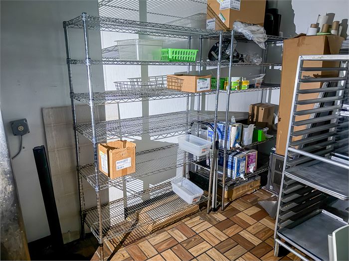 🗄️ Lot of Metro-Style Wire Shelving Units