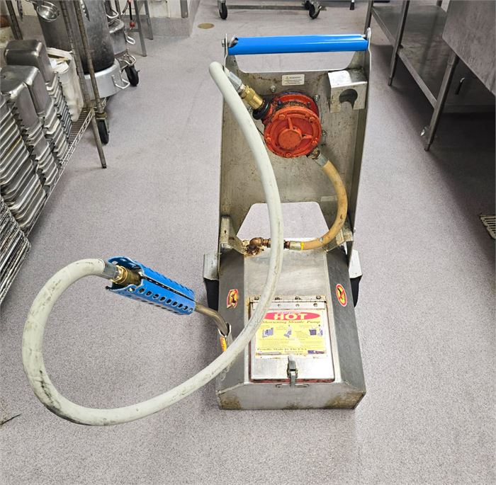 Shortening Shuttle® Portable Fryer Oil Transfer Pump