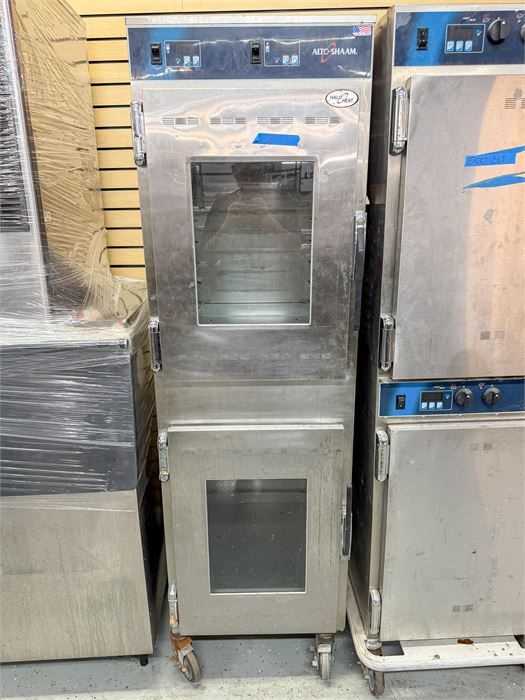 Alto-Shaam 1000-UP/P Halo Heat Double Compartment Heated Holding Cabinet