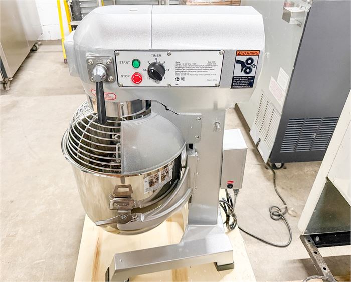 🌀🔥 BRAND NEW – 30Qt Commercial Food Mixer –3 Speed Heavy Duty 🔥🌀