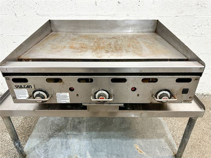 Vulcan VCRG36-T 36" Gas Griddle w/ Thermostatic Controls - Convertable