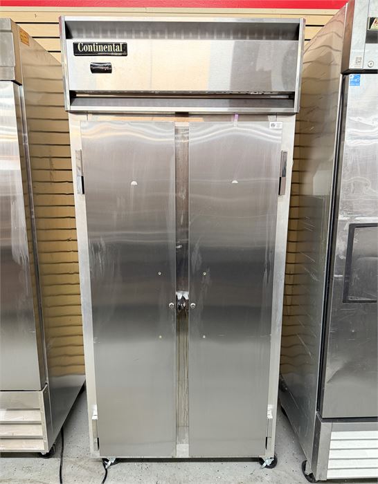 Continental 2FSE 36" Two Section Reach-In Freezer – (Handles are inside unit).