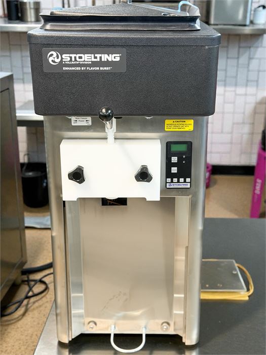 🍦 Stoelting E111-37I-B Soft Serve Freezer – Air Cooled, 💰 Retail: $9,083.25