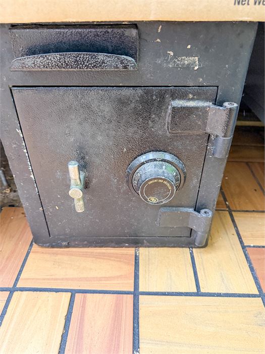 🔒 Sargent & Greenleaf Commercial Drop Safe with Combination Lock