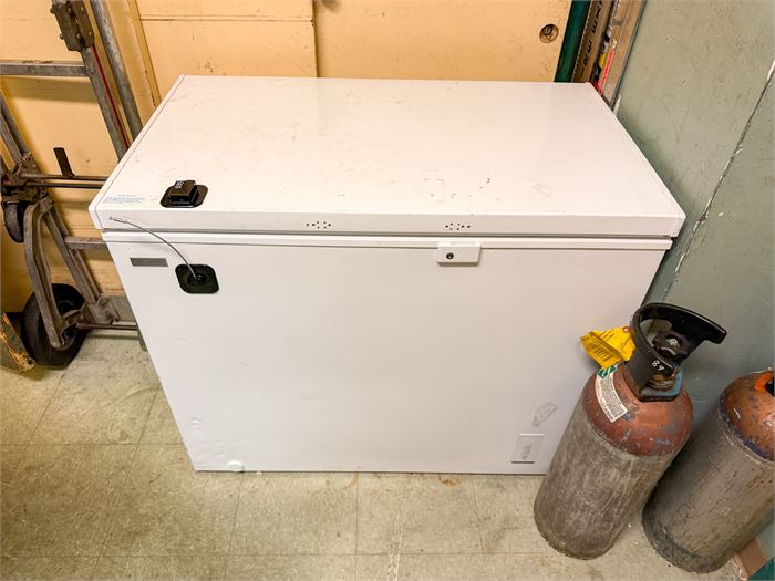 Nissan Chest Freezer