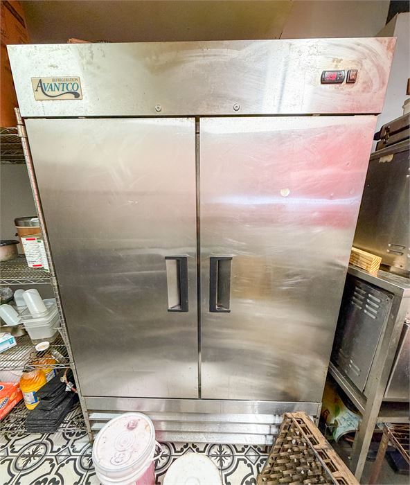 ❄️ Avantco 49" Two Door Reach-In Refrigerator ❄️