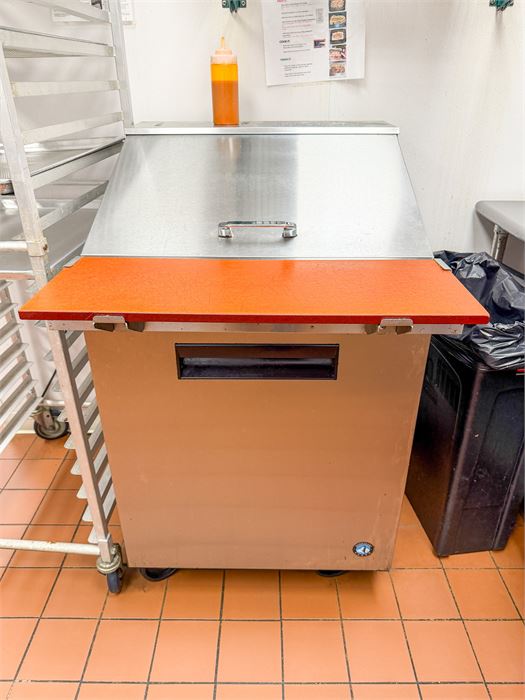 ❄️ Hoshizaki 27" Refrigerated Sandwich Prep Table – Model SR27B-12M