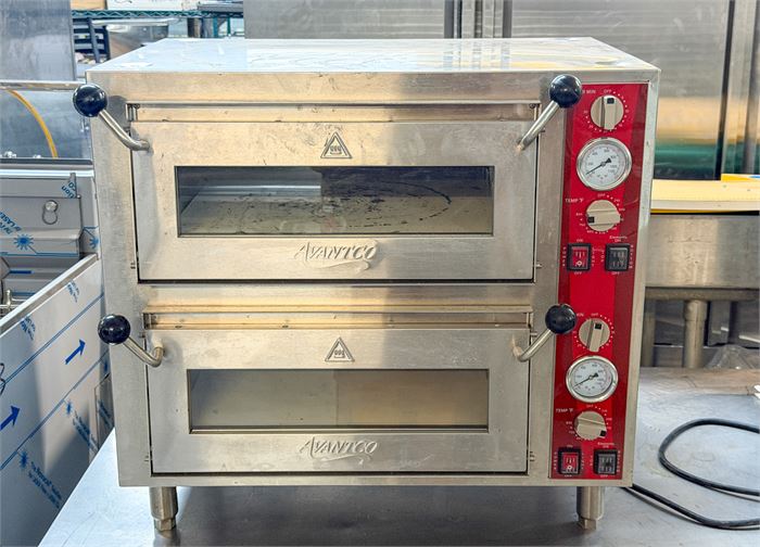 🔥 Avantco DPO18DD Double Deck Countertop Pizza Oven – 240V 🔥