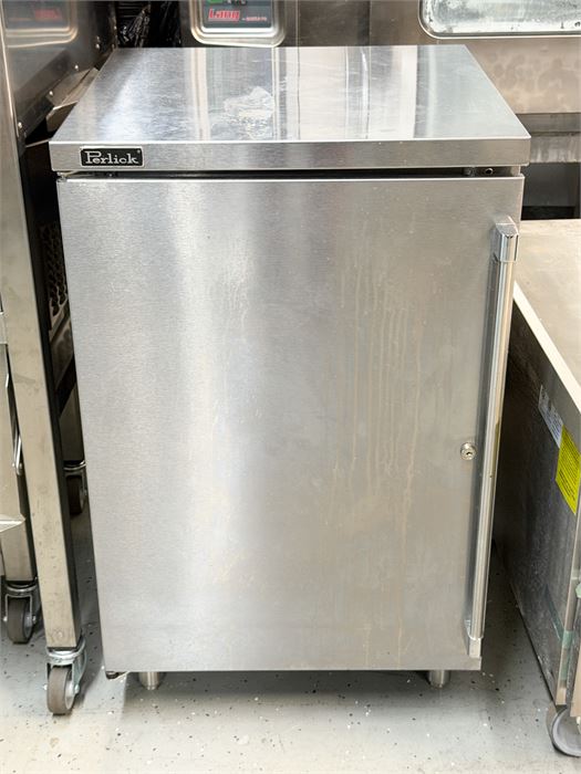 Perlick DB24 - Back Bar Storage Cabinet, Non-Refrigerated