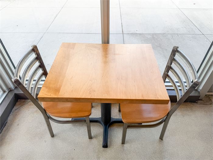 🍽️🪑 Restaurant Dining Set – (1) Square Butcher Block Table & (2) chairs