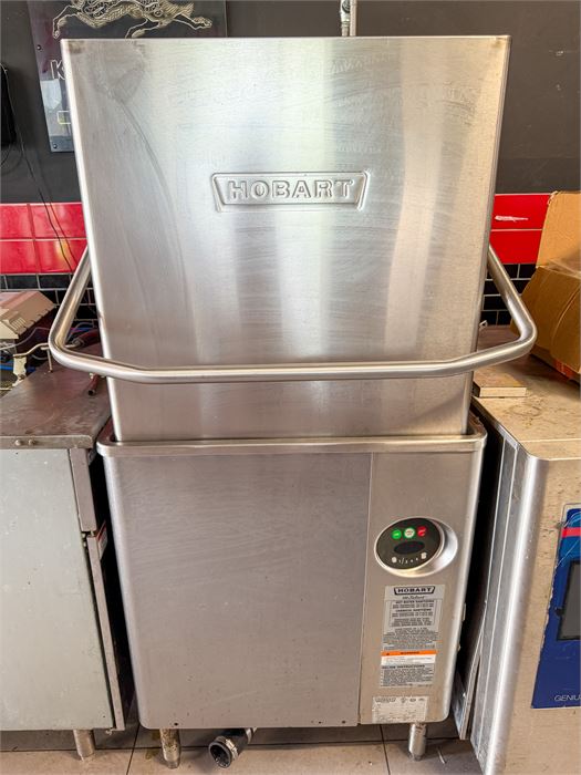 🧼 Hobart AM15 AM Select Ventless High-Temperature Door-Type Dishwasher
