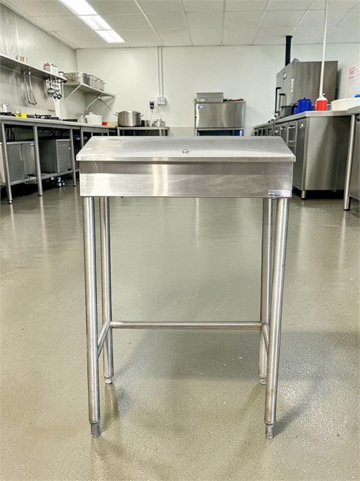 🧰 Stainless Steel Cabinet Stand